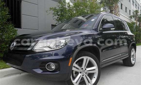 Buy Used Volkswagen Touareg Blue Car in Addis–Ababa in Ethiopia