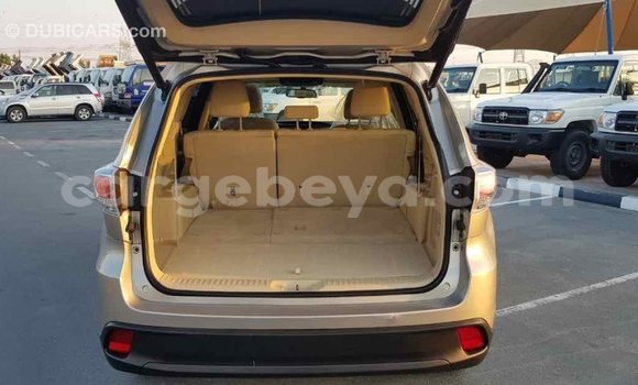 Buy Import Toyota Highlander Other Car in Import - Dubai in Ethiopia Buy Import Toyota Highlander Other Car in Import - Dubai in Ethiopia