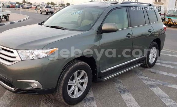 Buy Import Toyota Highlander Green Car in Import - Dubai in Ethiopia Buy Import Toyota Highlander Green Car in Import - Dubai in Ethiopia