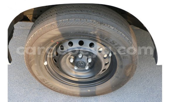 Acheter Import Voiture Toyota Hilux Blanc à Import - Dubai, Ethiopie Acheter Import Voiture Toyota Hilux Blanc à Import - Dubai, Ethiopie