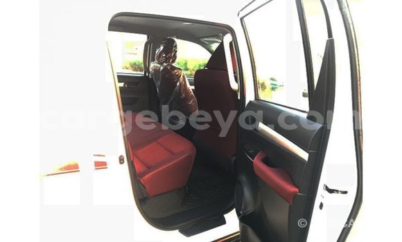 Buy Import Toyota Hilux White Car in Import - Dubai in Ethiopia Buy Import Toyota Hilux White Car in Import - Dubai in Ethiopia