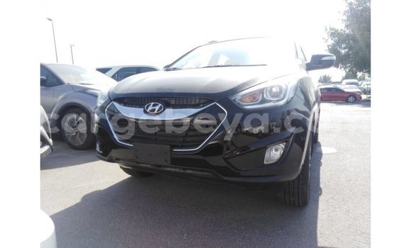 Imported Hyundai Tucson Black Makiinaa iti Import - Dubai keessatti Ethiopia keessatti Imported Hyundai Tucson Black Makiinaa iti Import - Dubai keessatti Ethiopia keessatti