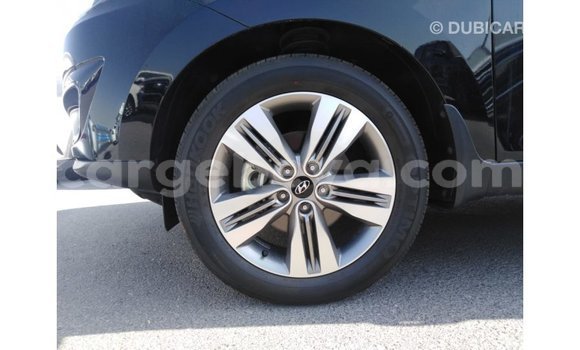 Imported Hyundai Tucson Black Makiinaa iti Import - Dubai keessatti Ethiopia keessatti Imported Hyundai Tucson Black Makiinaa iti Import - Dubai keessatti Ethiopia keessatti