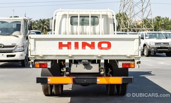 Imported Hino 300 Series White Netiree iti Import - Dubai keessatti Ethiopia keessatti Imported Hino 300 Series White Netiree iti Import - Dubai keessatti Ethiopia keessatti