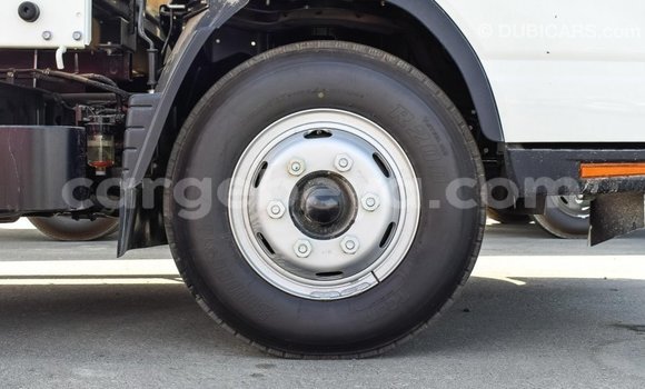 Buy Import Mitsubishi L400 White Truck in Import - Dubai in Ethiopia