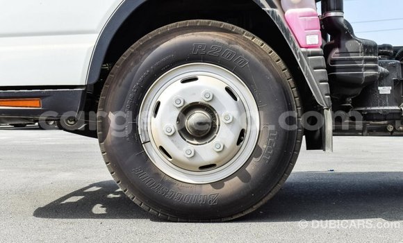 Buy Import Mitsubishi L400 White Truck in Import - Dubai in Ethiopia