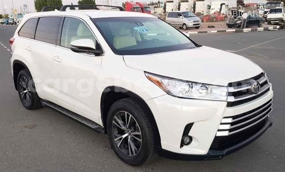 Buy New Toyota Highlander White Car in Import - Dubai in Ethiopia Buy New Toyota Highlander White Car in Import - Dubai in Ethiopia