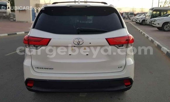 Buy New Toyota Highlander White Car in Import - Dubai in Ethiopia Buy New Toyota Highlander White Car in Import - Dubai in Ethiopia