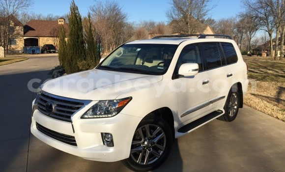 Buy Used Lexus LX 450 White Car in Addis–Ababa in Ethiopia
