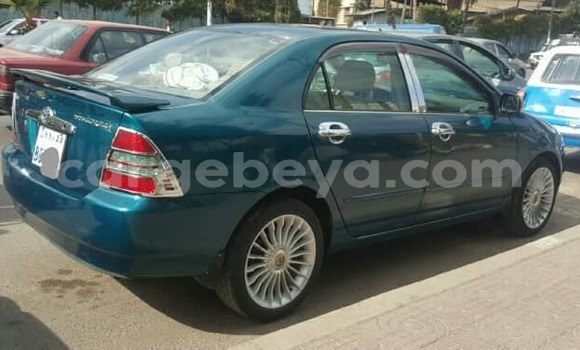 Oofamaa Toyota Corolla Green Makiinaa iti Addis–Ababa keessatti Ethiopia keessatti Oofamaa Toyota Corolla Green Makiinaa iti Addis–Ababa keessatti Ethiopia keessatti