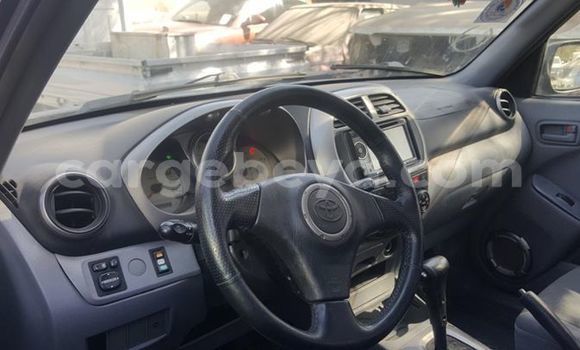 Buy Used Toyota RAV4 Black Car in Addis–Ababa in Ethiopia Buy Used Toyota RAV4 Black Car in Addis–Ababa in Ethiopia