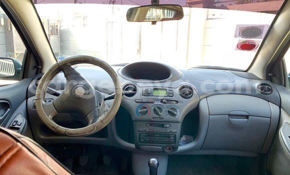 Acheter Occasion Voiture Toyota Vitz Vert à Addis Ababa, Ethiopie Acheter Occasion Voiture Toyota Vitz Vert à Addis Ababa, Ethiopie