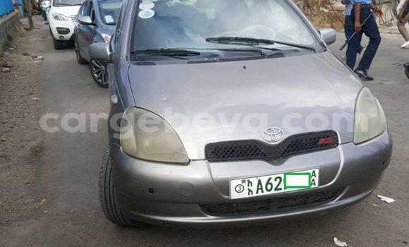 Acheter Occasion Voiture Toyota Vitz Gris à Addis Ababa, Ethiopie Acheter Occasion Voiture Toyota Vitz Gris à Addis Ababa, Ethiopie