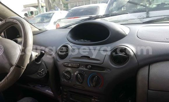 Acheter Occasion Voiture Toyota Vitz Gris à Addis Ababa, Ethiopie Acheter Occasion Voiture Toyota Vitz Gris à Addis Ababa, Ethiopie