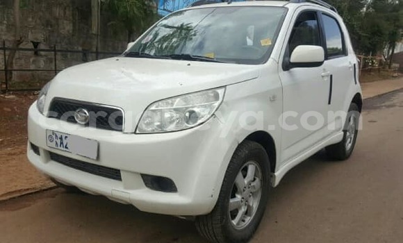 Buy Used Daihatsu Terios White Car in Addis–Ababa in Ethiopia