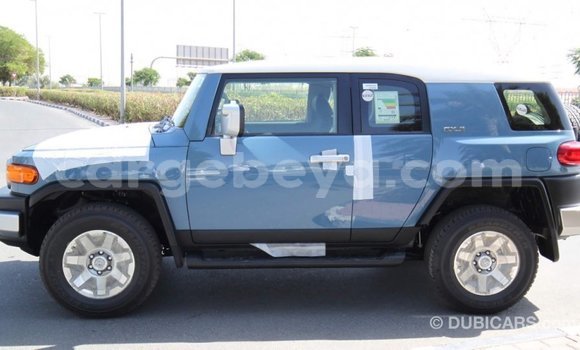 Acheter Import Voiture Toyota FJ Cruiser Bleu à Import - Dubai, Ethiopie Acheter Import Voiture Toyota FJ Cruiser Bleu à Import - Dubai, Ethiopie