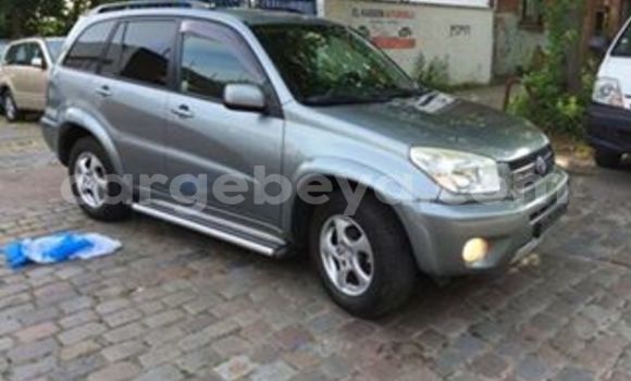 Buy Used Toyota RAV4 Silver Car in Addis–Ababa in Ethiopia Buy Used Toyota RAV4 Silver Car in Addis–Ababa in Ethiopia
