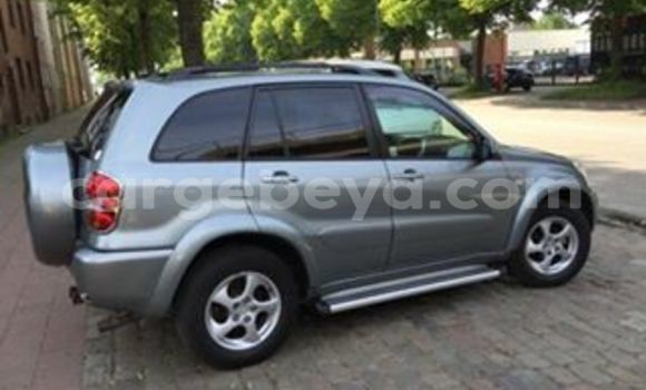 Buy Used Toyota RAV4 Silver Car in Addis–Ababa in Ethiopia Buy Used Toyota RAV4 Silver Car in Addis–Ababa in Ethiopia