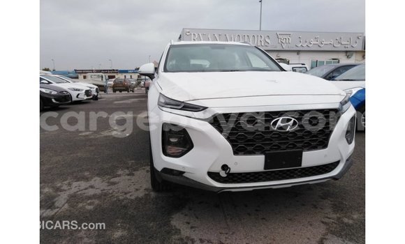 Imported Hyundai Santa Fe White Makiinaa iti Import - Dubai keessatti Ethiopia keessatti Imported Hyundai Santa Fe White Makiinaa iti Import - Dubai keessatti Ethiopia keessatti