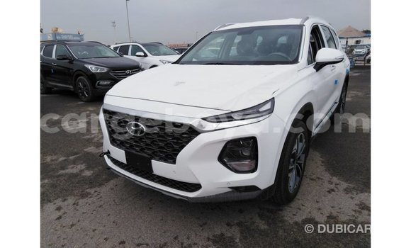 Imported Hyundai Santa Fe White Makiinaa iti Import - Dubai keessatti Ethiopia keessatti Imported Hyundai Santa Fe White Makiinaa iti Import - Dubai keessatti Ethiopia keessatti