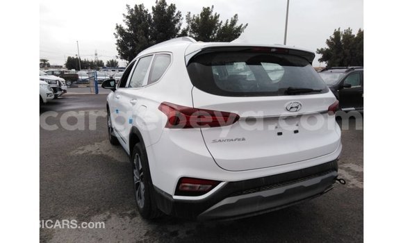 Imported Hyundai Santa Fe White Makiinaa iti Import - Dubai keessatti Ethiopia keessatti Imported Hyundai Santa Fe White Makiinaa iti Import - Dubai keessatti Ethiopia keessatti