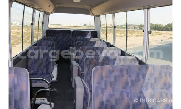 Buy Import Nissan Evalia White Truck in Import - Dubai in Ethiopia Buy Import Nissan Evalia White Truck in Import - Dubai in Ethiopia