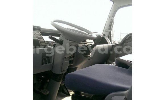 Buy Import Mitsubishi L400 White Truck in Import - Dubai in Ethiopia