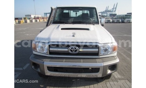 Buy Import Toyota Land Cruiser White Car in Import - Dubai in Ethiopia Buy Import Toyota Land Cruiser White Car in Import - Dubai in Ethiopia