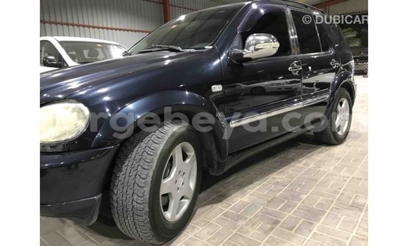 Buy Import Mercedes-Benz 190 (W201) Blue Car in Import - Dubai in Ethiopia Buy Import Mercedes-Benz 190 (W201) Blue Car in Import - Dubai in Ethiopia