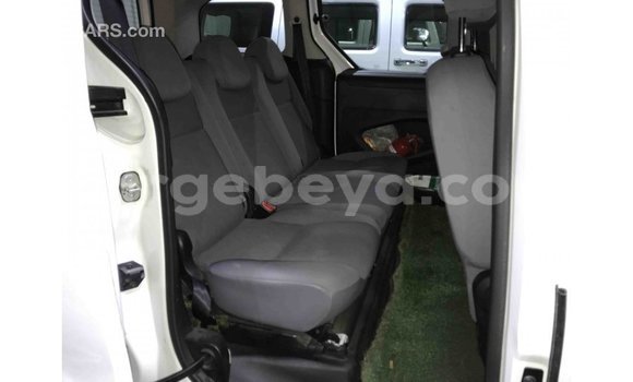 Buy Import Peugeot Partner White Car in Import - Dubai in Ethiopia