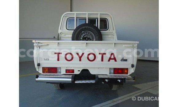 Buy Import Toyota Land Cruiser White Car in Import - Dubai in Ethiopia Buy Import Toyota Land Cruiser White Car in Import - Dubai in Ethiopia