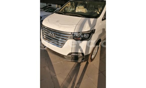 Buy Import Hyundai Accent White Car in Import - Dubai in Ethiopia Buy Import Hyundai Accent White Car in Import - Dubai in Ethiopia