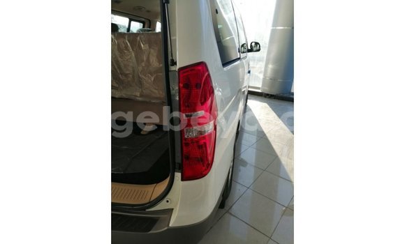 Buy Import Hyundai Accent White Car in Import - Dubai in Ethiopia Buy Import Hyundai Accent White Car in Import - Dubai in Ethiopia