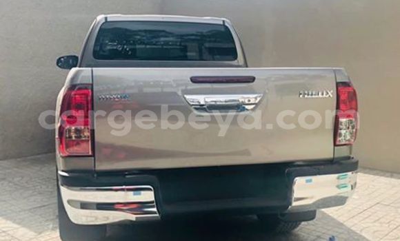 Buy Used Toyota Hilux Silver Car in Addis–Ababa in Ethiopia Buy Used Toyota Hilux Silver Car in Addis–Ababa in Ethiopia