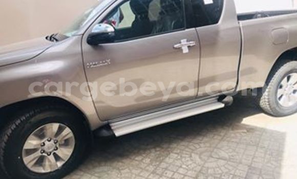 Buy Used Toyota Hilux Silver Car in Addis–Ababa in Ethiopia Buy Used Toyota Hilux Silver Car in Addis–Ababa in Ethiopia