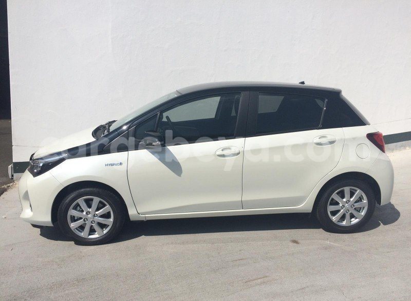 Big with watermark 1632603 2