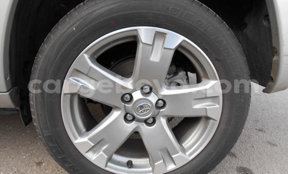 Buy Used Toyota RAV4 Silver Car in Addis–Ababa in Ethiopia Buy Used Toyota RAV4 Silver Car in Addis–Ababa in Ethiopia