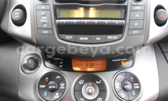 Buy Used Toyota RAV4 Silver Car in Addis–Ababa in Ethiopia Buy Used Toyota RAV4 Silver Car in Addis–Ababa in Ethiopia