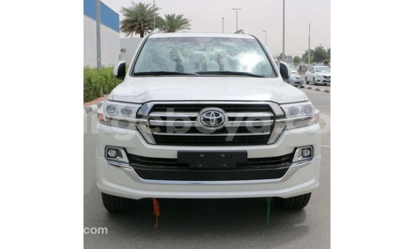 Buy Import Toyota Land Cruiser White Car in Import - Dubai in Ethiopia Buy Import Toyota Land Cruiser White Car in Import - Dubai in Ethiopia