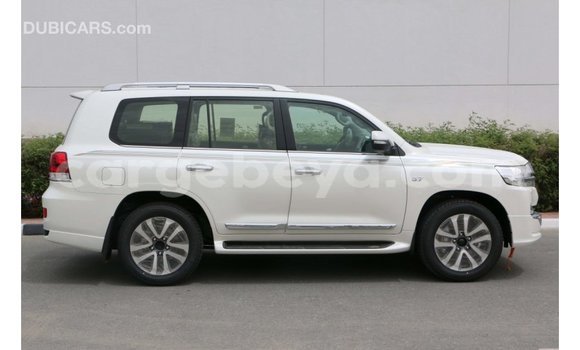Buy Import Toyota Land Cruiser White Car in Import - Dubai in Ethiopia Buy Import Toyota Land Cruiser White Car in Import - Dubai in Ethiopia