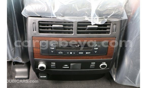 Buy Import Toyota Land Cruiser White Car in Import - Dubai in Ethiopia Buy Import Toyota Land Cruiser White Car in Import - Dubai in Ethiopia
