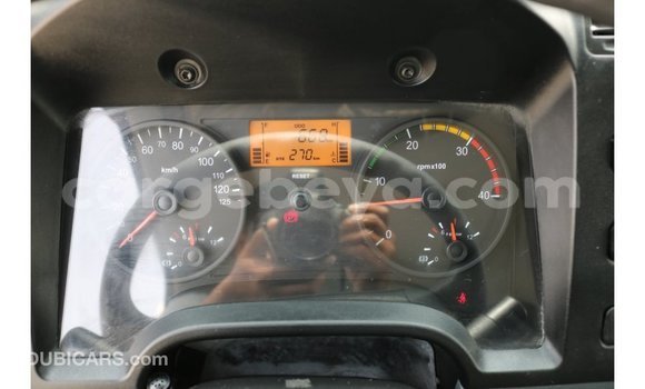 Buy Import Mitsubishi L400 White Truck in Import - Dubai in Ethiopia