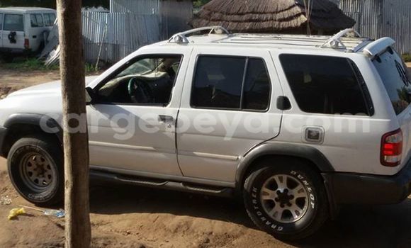 Buy Used Nissan Pathfinder White Car in Addis–Ababa in Ethiopia Buy Used Nissan Pathfinder White Car in Addis–Ababa in Ethiopia