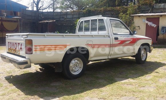 Buy Used Toyota Hilux White Car in Addis–Ababa in Ethiopia Buy Used Toyota Hilux White Car in Addis–Ababa in Ethiopia