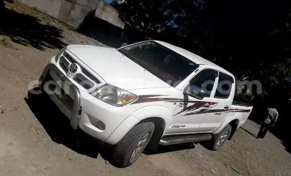 Buy Used Toyota Hilux White Car in Addis–Ababa in Ethiopia Buy Used Toyota Hilux White Car in Addis–Ababa in Ethiopia