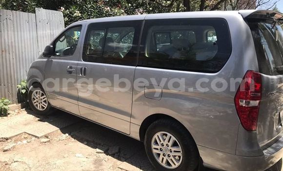 Buy Used Hyundai H1 Silver Car in Addis–Ababa in Ethiopia Buy Used Hyundai H1 Silver Car in Addis–Ababa in Ethiopia