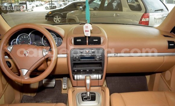 Buy Import Porsche Cayenne Green Car in Import - Dubai in Ethiopia Buy Import Porsche Cayenne Green Car in Import - Dubai in Ethiopia