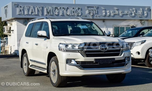Buy Import Toyota Land Cruiser White Car in Import - Dubai in Ethiopia Buy Import Toyota Land Cruiser White Car in Import - Dubai in Ethiopia