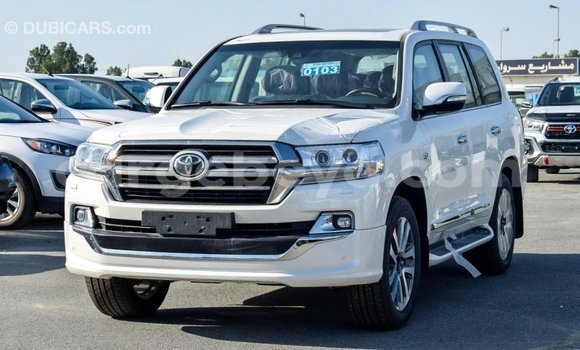 Buy Import Toyota Land Cruiser White Car in Import - Dubai in Ethiopia Buy Import Toyota Land Cruiser White Car in Import - Dubai in Ethiopia