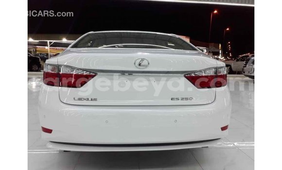 Buy Import Lexus ES White Car in Import - Dubai in Ethiopia Buy Import Lexus ES White Car in Import - Dubai in Ethiopia